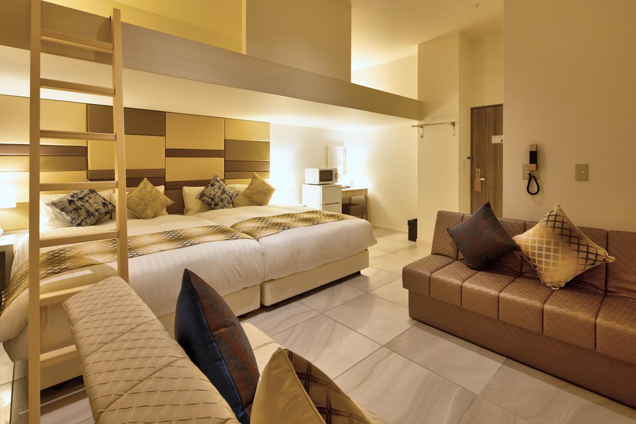 Centurion Hotel Resort Okinawa Nago City Exterior foto