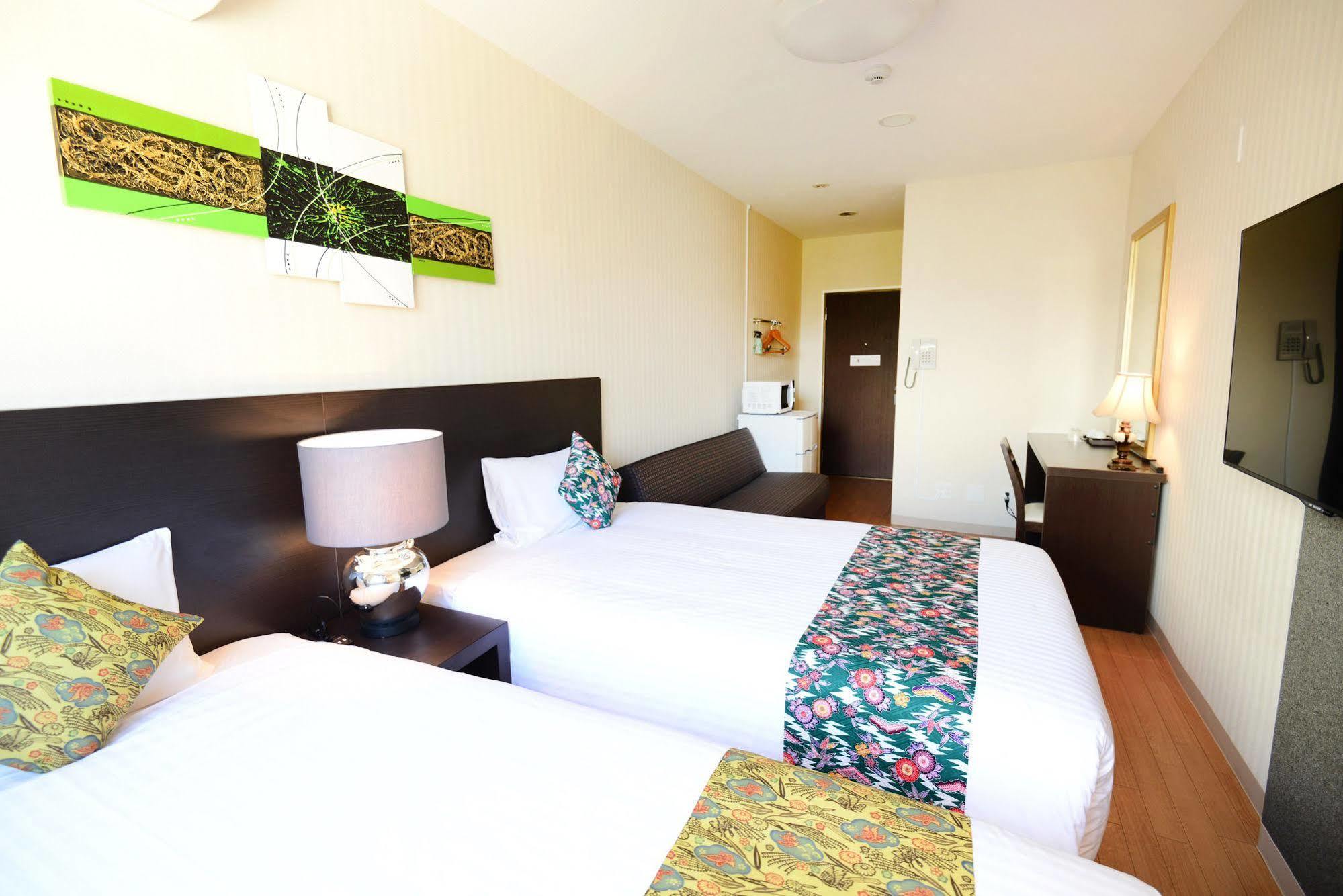 Centurion Hotel Resort Okinawa Nago City Exterior foto